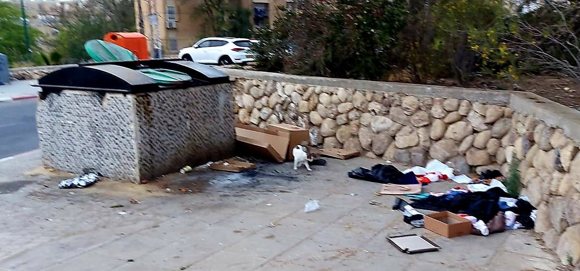 הזבל עולה על גדותיו. קרדיט - ליזה שבטאי (תוכן גולשים ע"פ סעיף 27א')