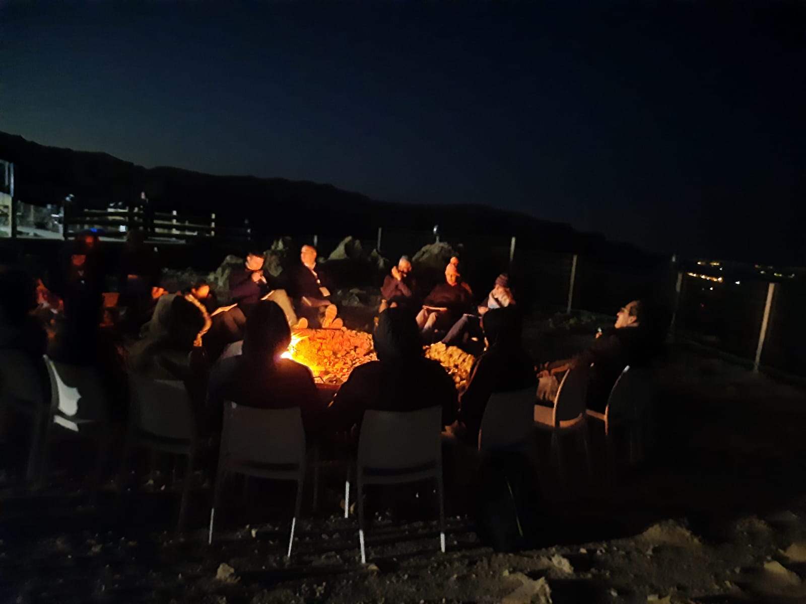 חוקרים במסע