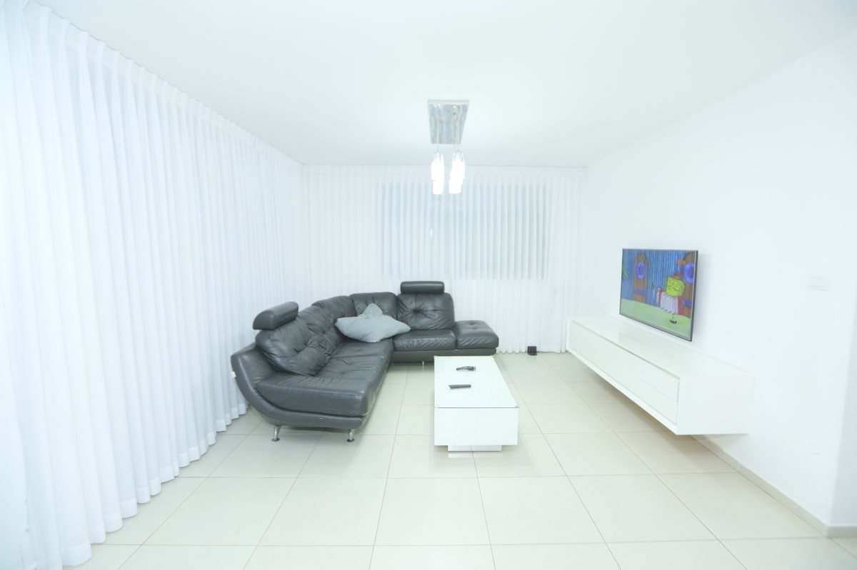 רחוב עוזי נרקיס. קרדיט - אורי אוחיון