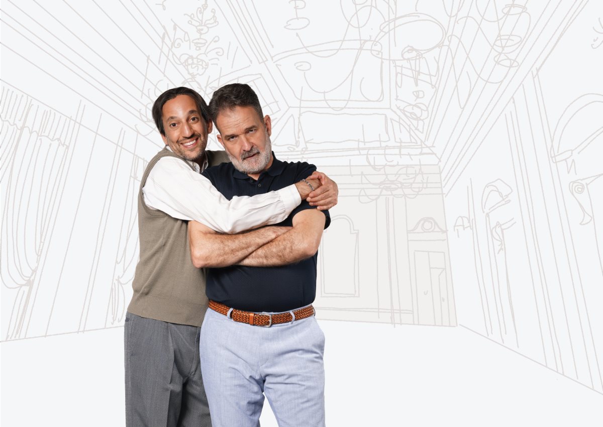 אבי דנגור ואמיר קריאף- צילום: נדב יהלומי. מתוך ארוחה עם אדיוט, תיאטרון באר שבע