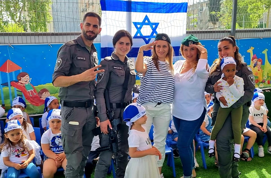 מתאחדים עם הילדים. קרדיט - ציפורה חלפון