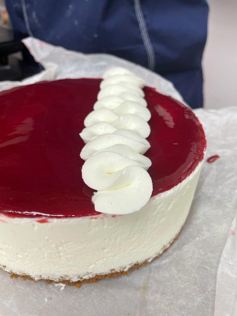 מקשטים בקרם דה לקרם