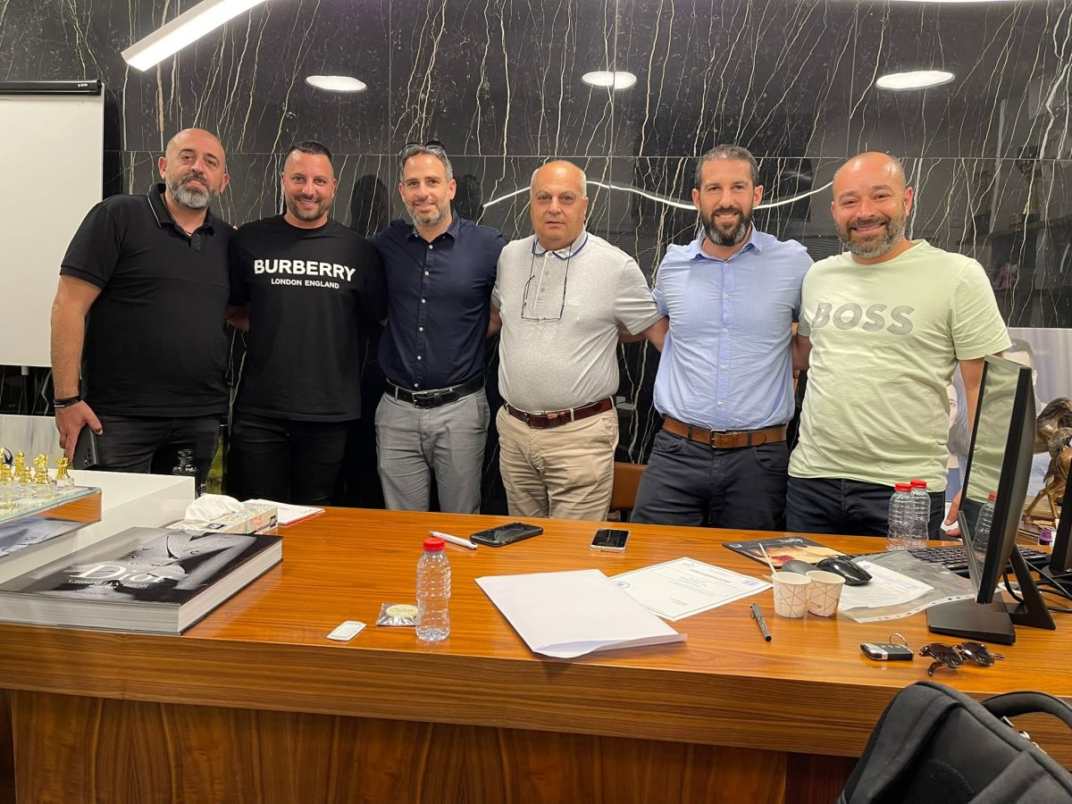 קרדיט - "דומוס"