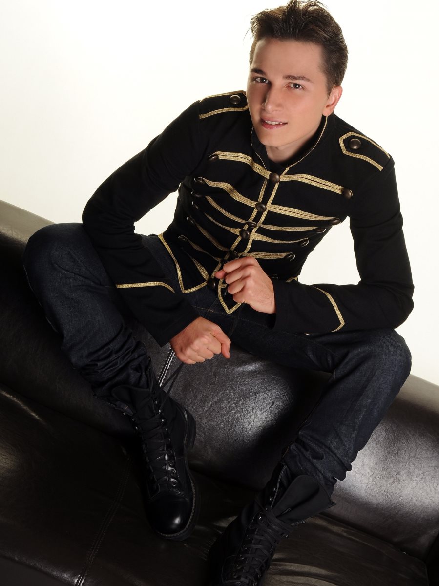 STEFANO- באדיבות אגואיסט הפקות