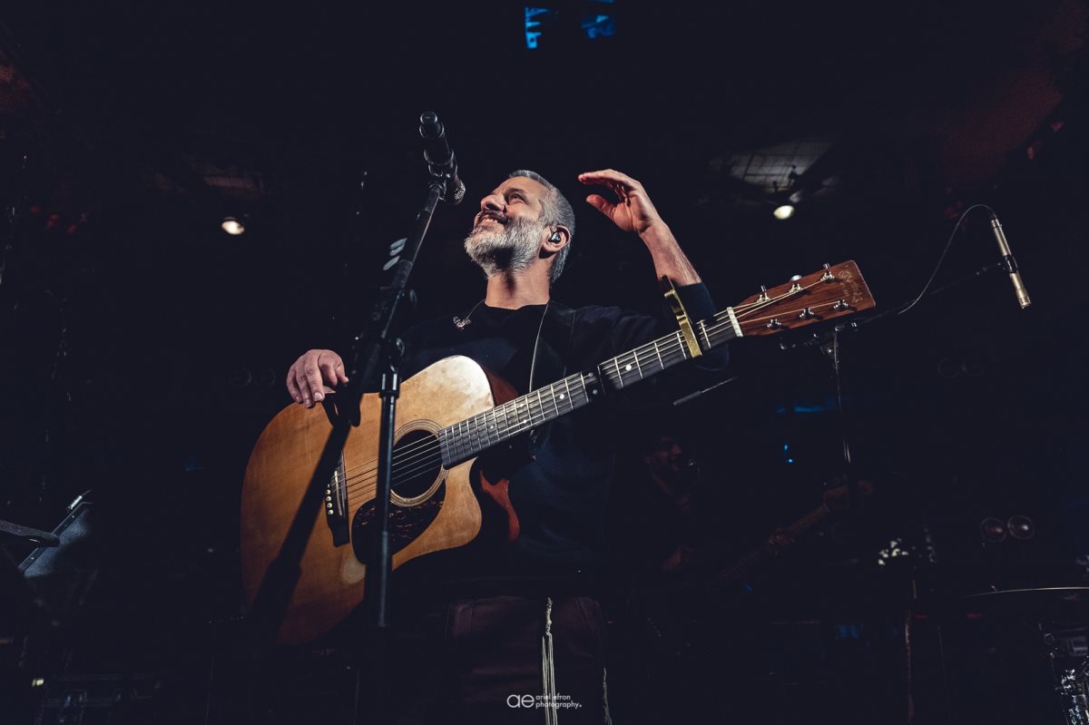 אביתר בנאי. צילום: אריאל עפרון