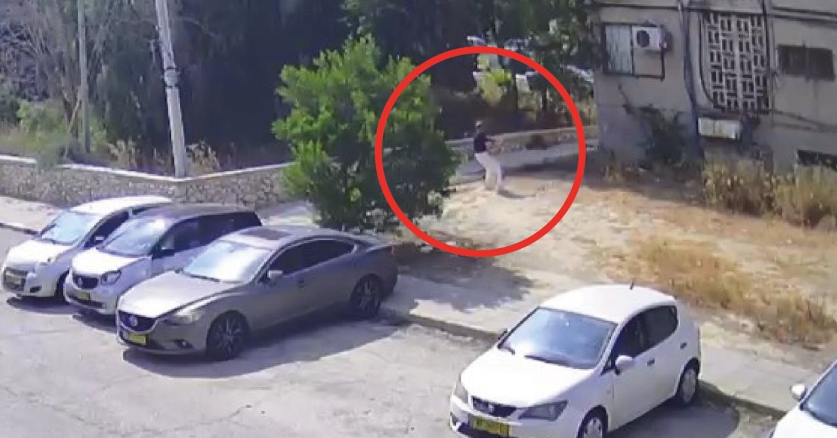 האדם החשוד בפריצה. קרדיט - תוכן גולשים ע"פ סעיף 27א'