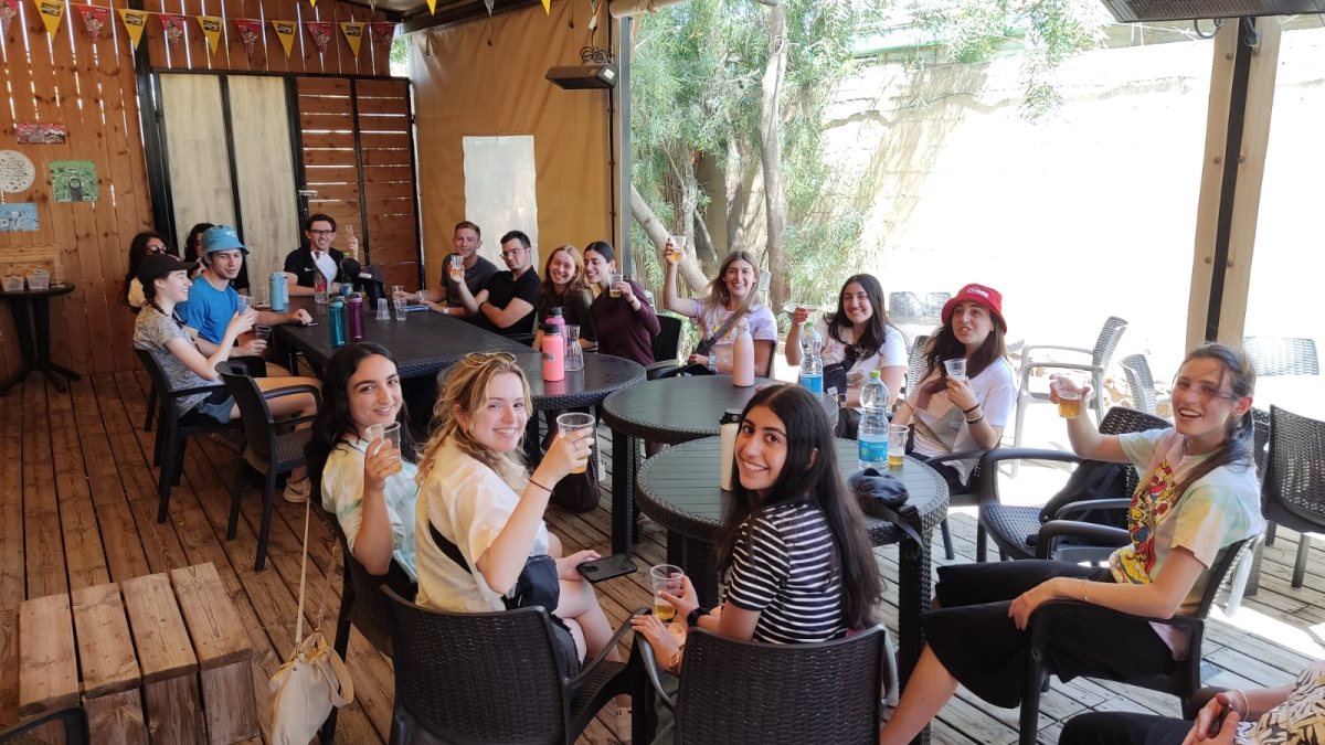 סיור הנערים והנערות ממונטריאול. קרדיט - מרכז לאודר לקידום תעסוקה בנגב 