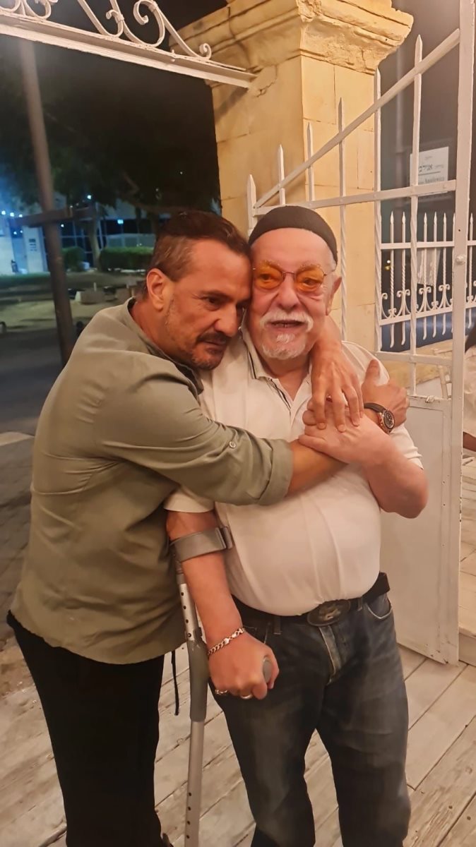 צ'רלי ואיתן ביטון