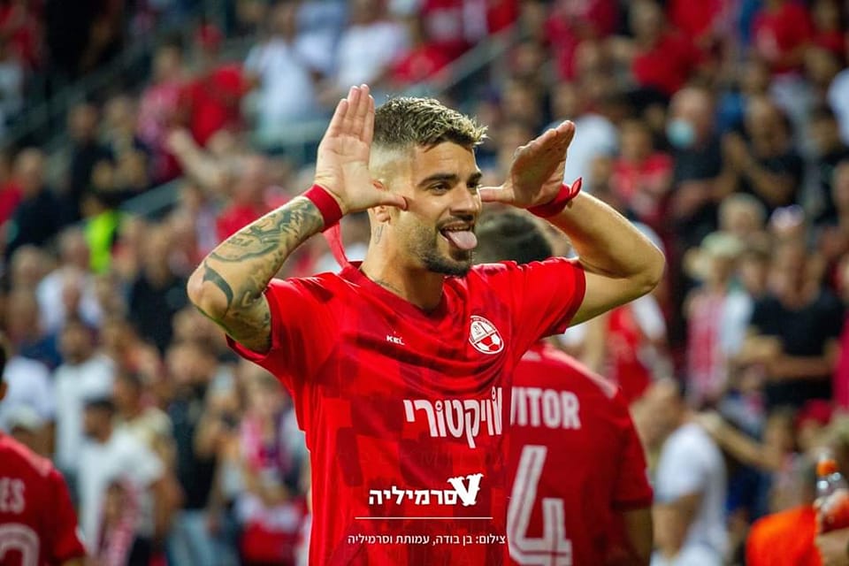 לא זומן במפתיע, חטואל. קרדיט - בן בודה, וסרמיליה