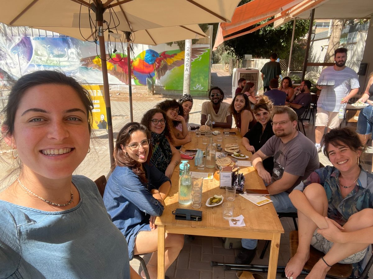 קרדיט - "מקומי"