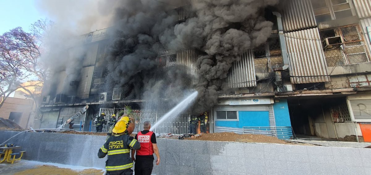 השריפה בפסאז' שביט. קרדיט - כיבוי והצלה
