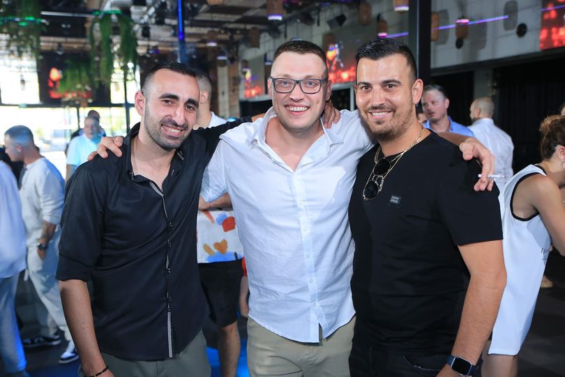 איליה במרכז, דני מימין ושמיל ז"ל משמאל. קרדיט - תוכן גולשים לפי סעיף 27א' 