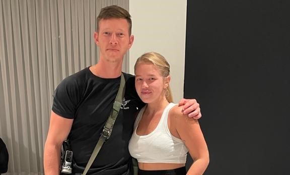 מקסים ריז'קוב ז"ל ואחותו אלכסנדרה. צילום: פרטי