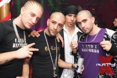 אלון דה לוקו ורן וקנין בעבר