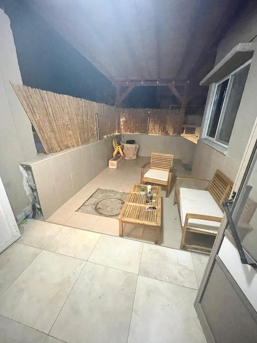 רחוב סמטת השועל. קרדיט - רי/מקס