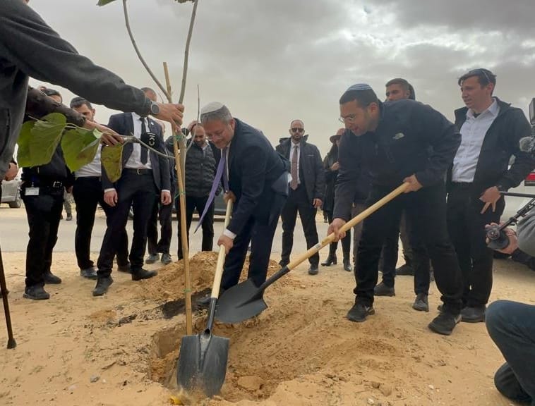 קרדיט - עוצמה יהודית