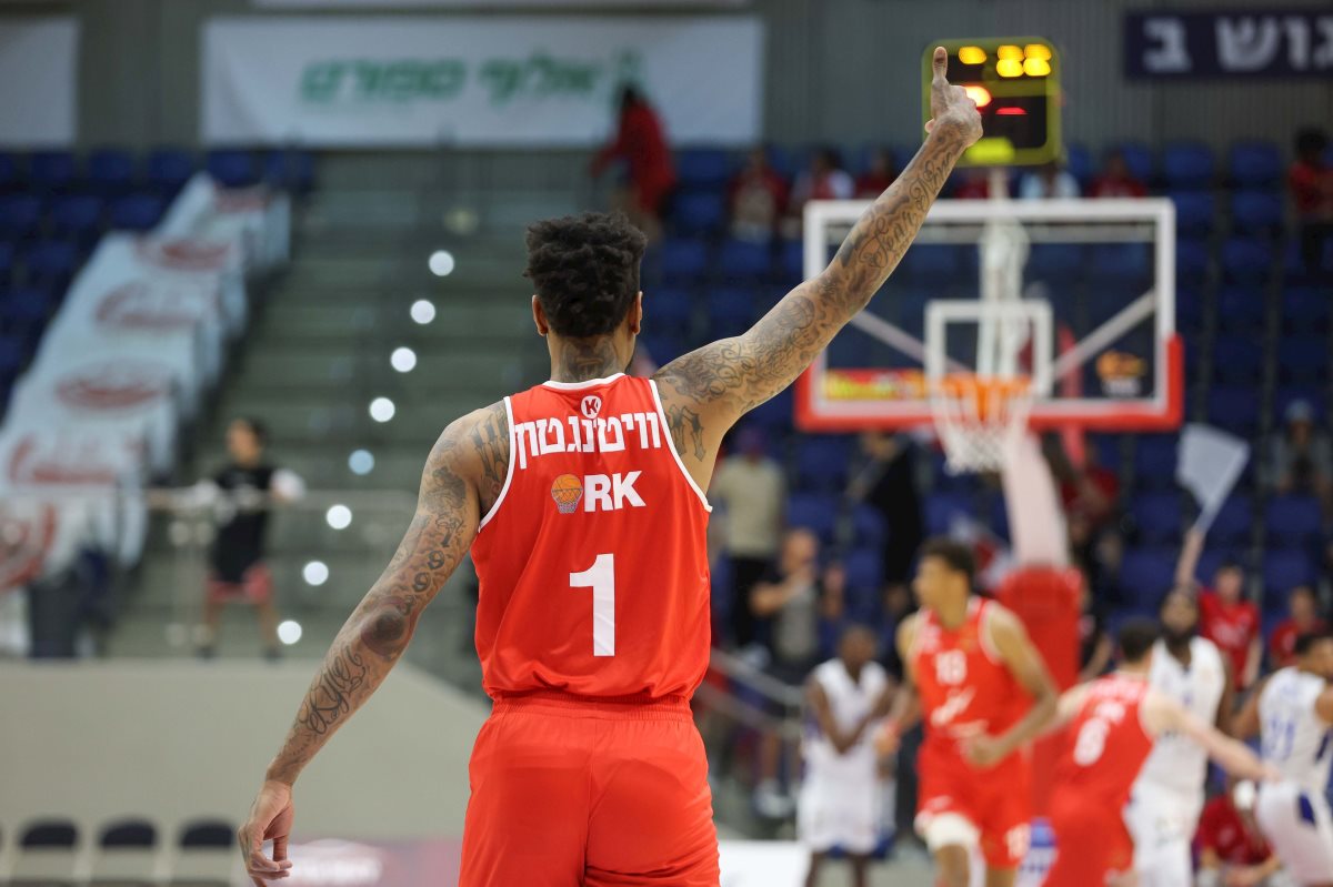 וויטינגטון, פתח טוב מחוץ לקשת (צילום: לירון מולדובן)