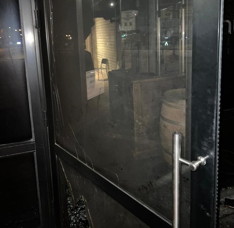 מסעדת ''אווז הזהב'' לאחר ההצתה. קרדיט - משטרת ישראל