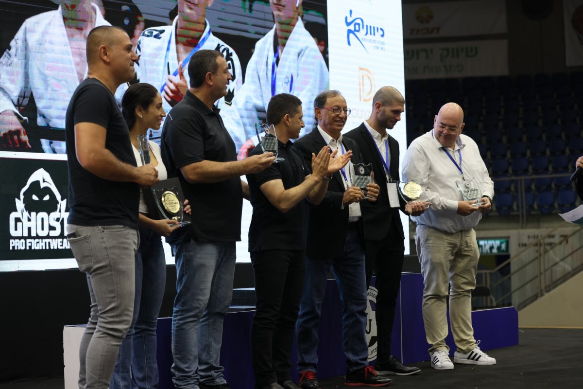 קרדיט - דיאגו מיטלברג