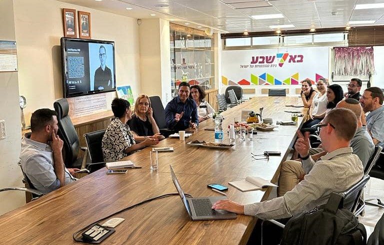 קרדיט - רוביק דנילוביץ'