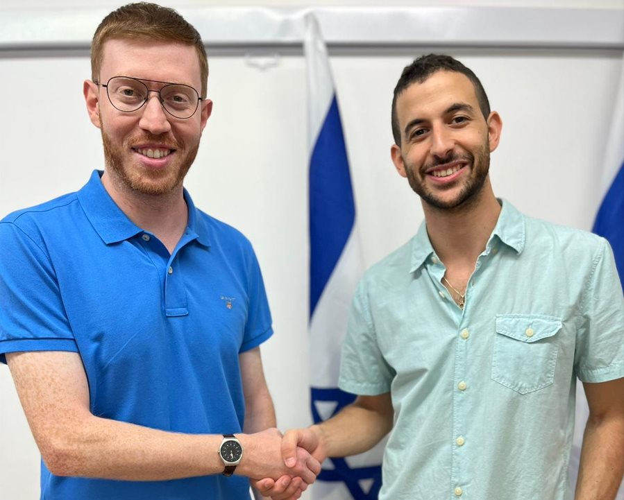 עידו אטיאס וטימור מיכאלי. צילום באדיבות חוזה חדש לבארשבעים