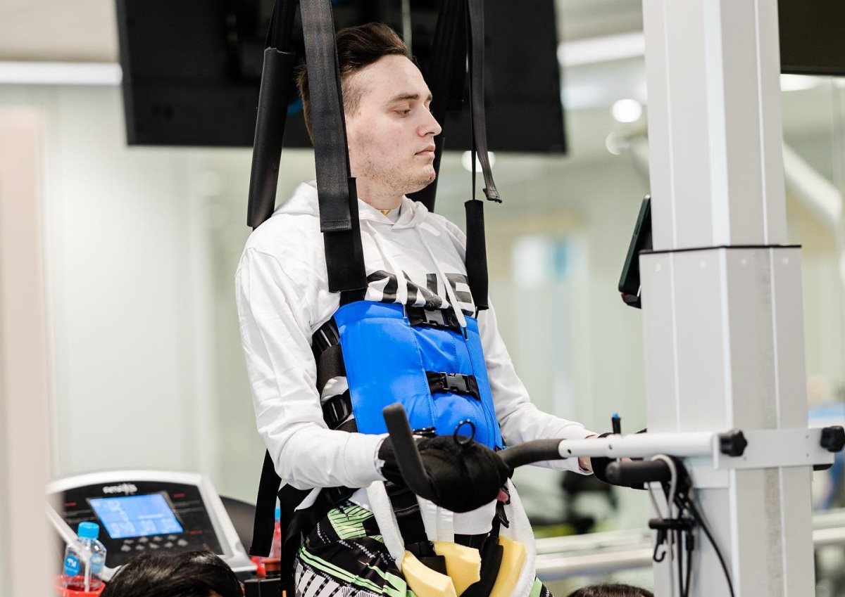 ניקיטה במהלך השיקום. קרדיט - צילום פרטי