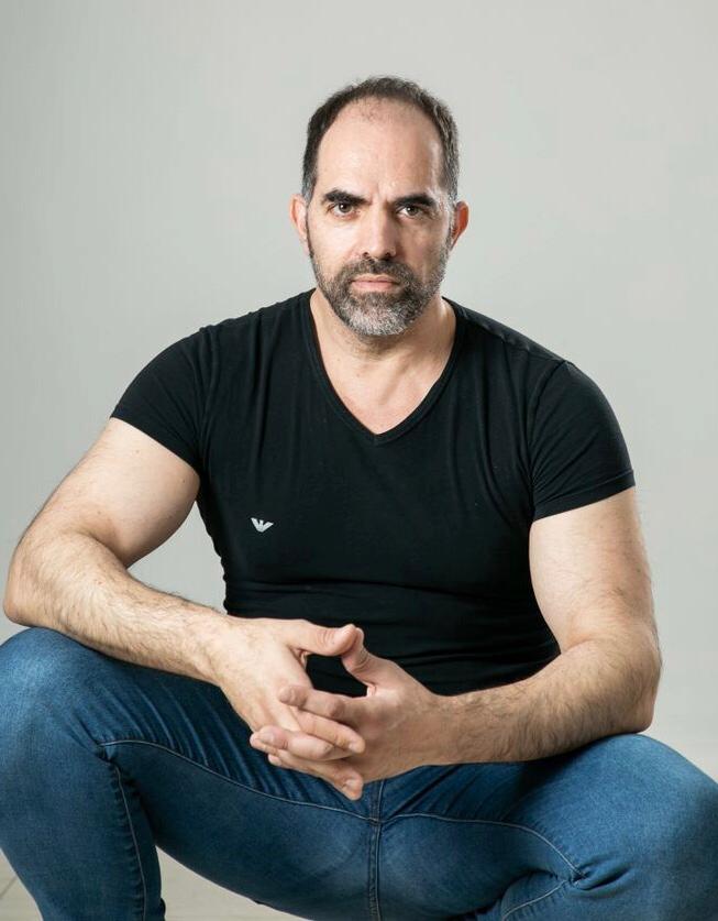 המנצח רני קלדרון. צילום: סטודיו סנאפ באר שבע