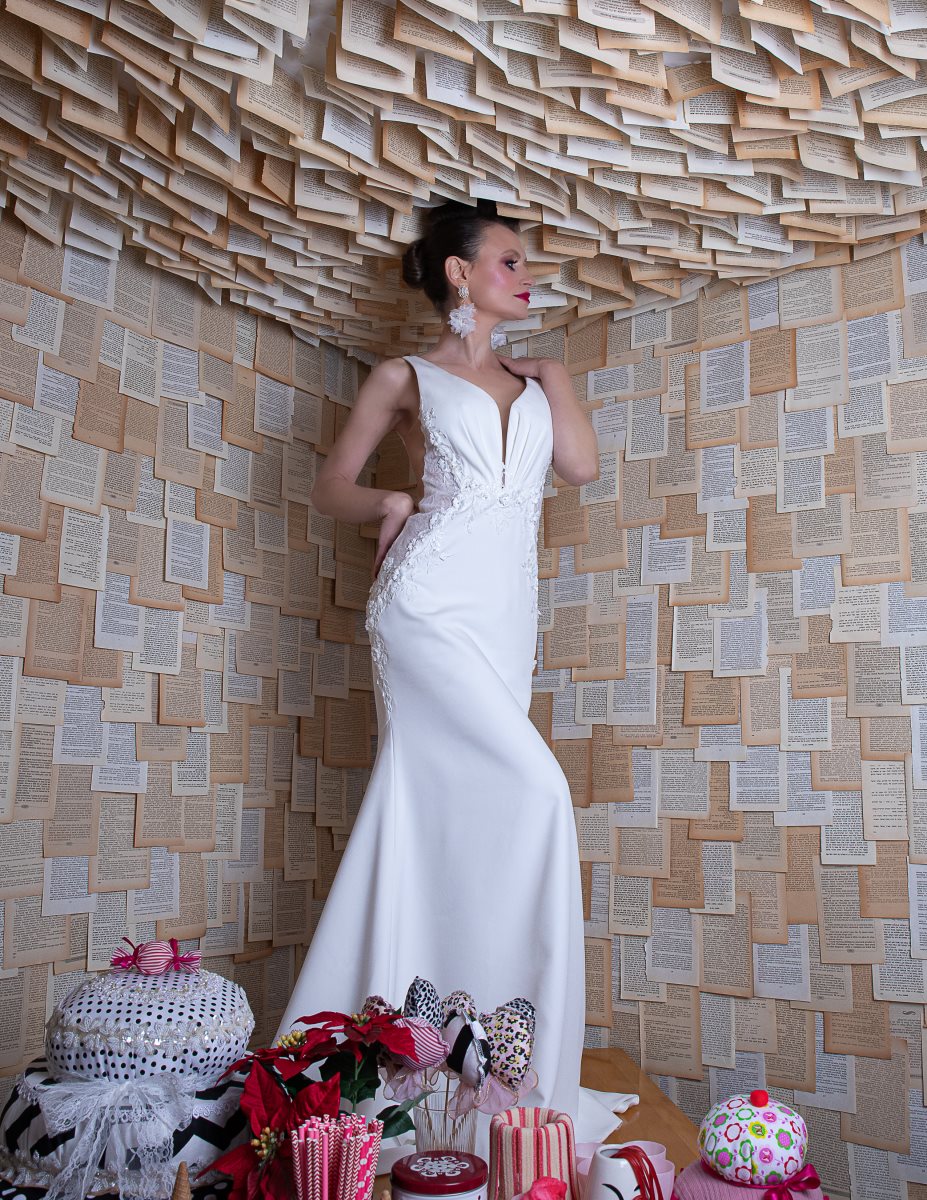 עיצובי שמלת הכלה של אתי ברנר. צילום: פרטי