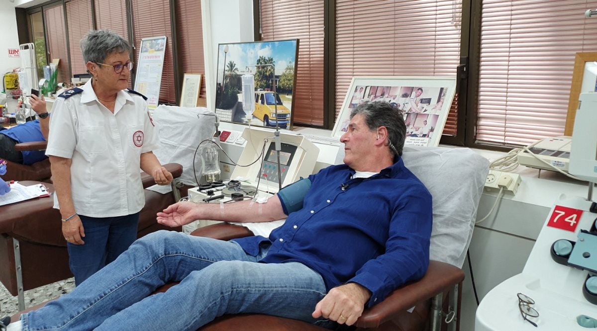 תרומת פלסמה - ארכיון מד"א