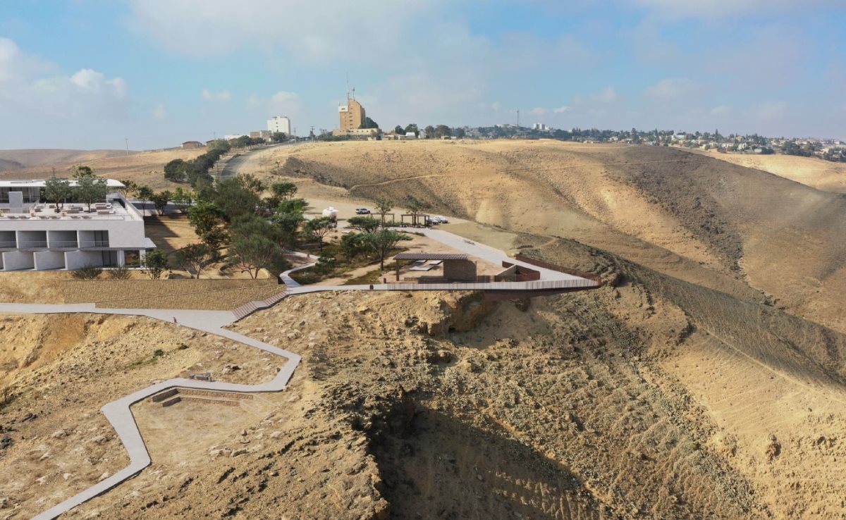 תצפית על סף המדבר. קרדיט - צילום פרטי