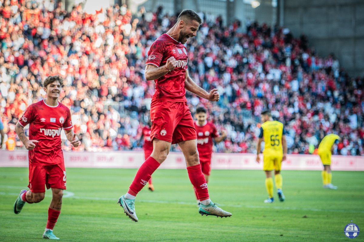 שמיר וסטויאנוב, נראו נהדרים אמש. קרדיט - הפועל "ויקטורי" באר שבע