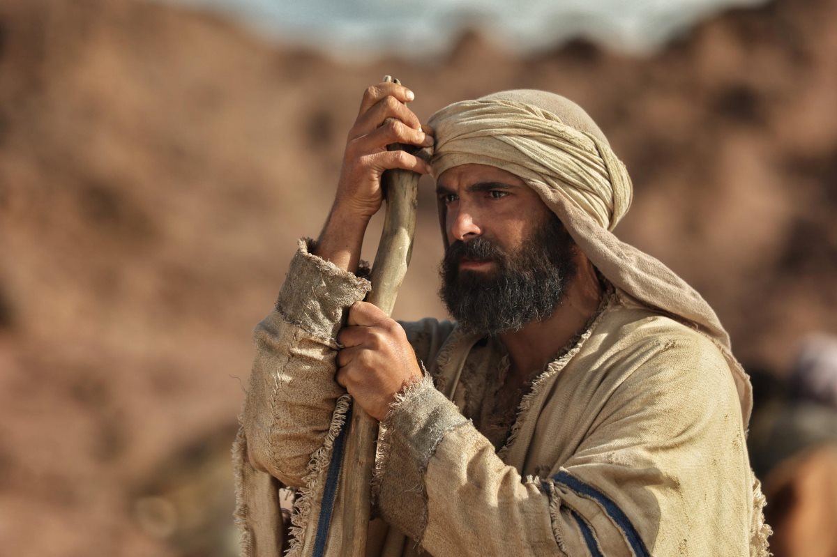 אבי אזולאי בתפקיד משה. צילום: Hamza el alpoubi