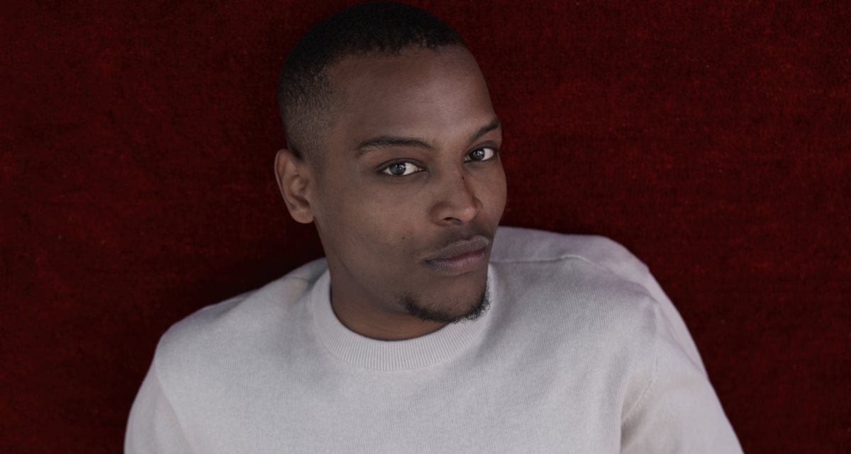 האלבום החדש של יניב אלמנך (יא-נה) צילום: ירדן רוקח