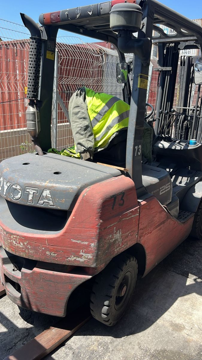 המלגזה עליה נתפס החשוד. קרדיט צילום: דוברות המשטרה