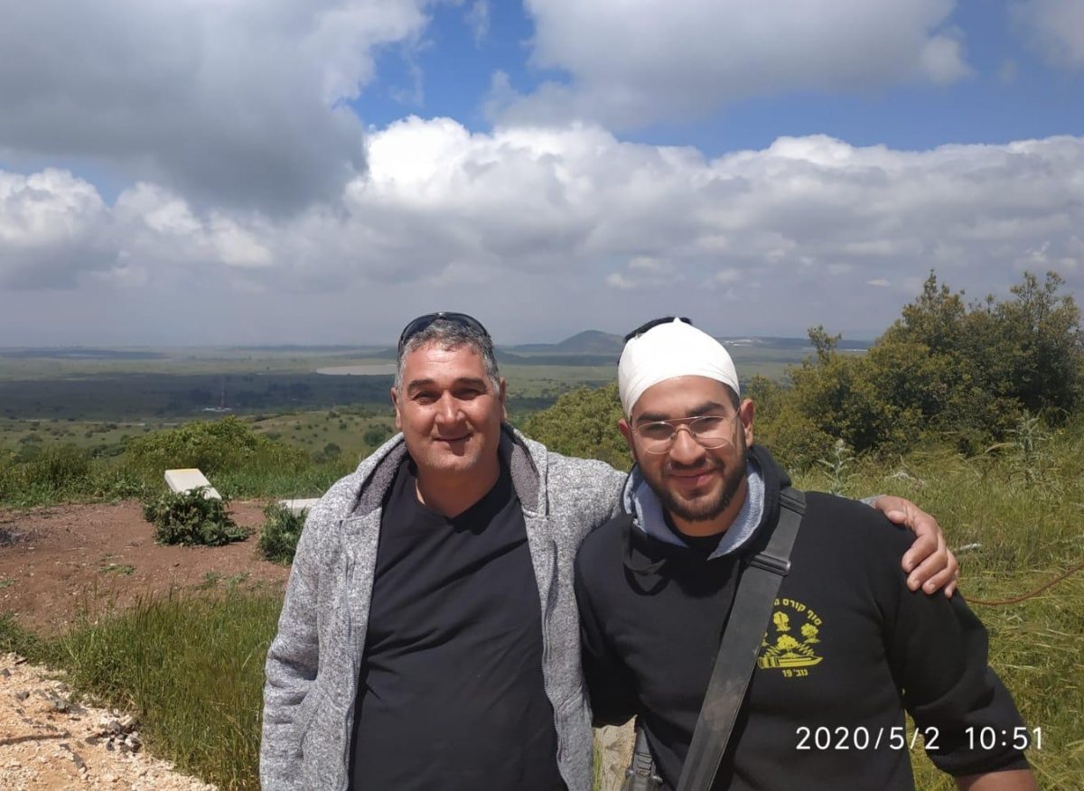 תמיד מטיילים יחד: איציק ובנו רני גואילי