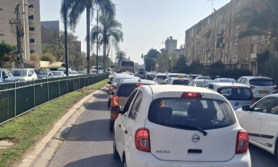 הפקקים הבוקר בבאר שבע. קרדיט: צילום פרטי