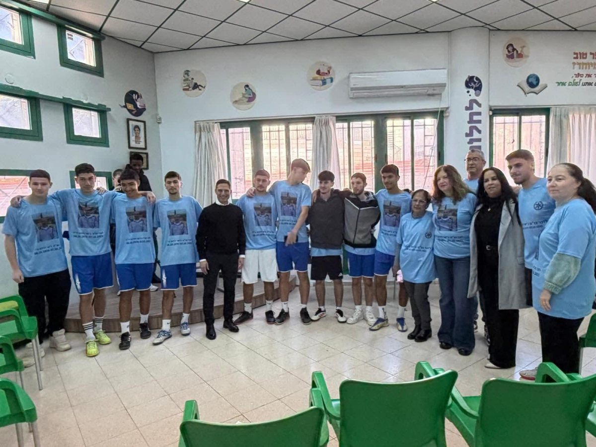 משחק הכדורגל לזכרו של סגן-ניצב ג'יי אר דוידוב