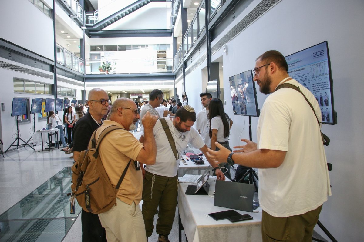 קרדיט: מתן מור