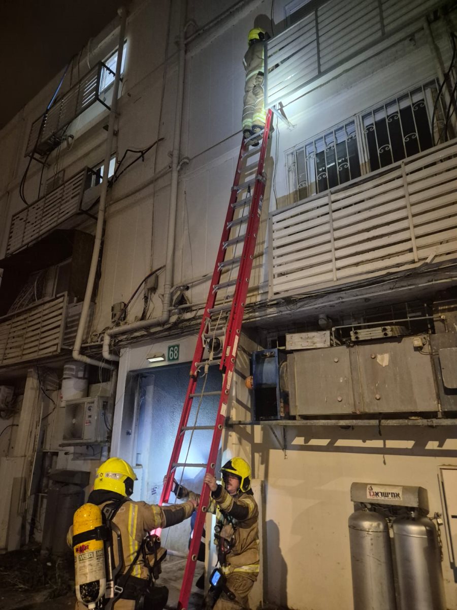 שריפה בבאר שבע. קרדיט: כבאות והצלה