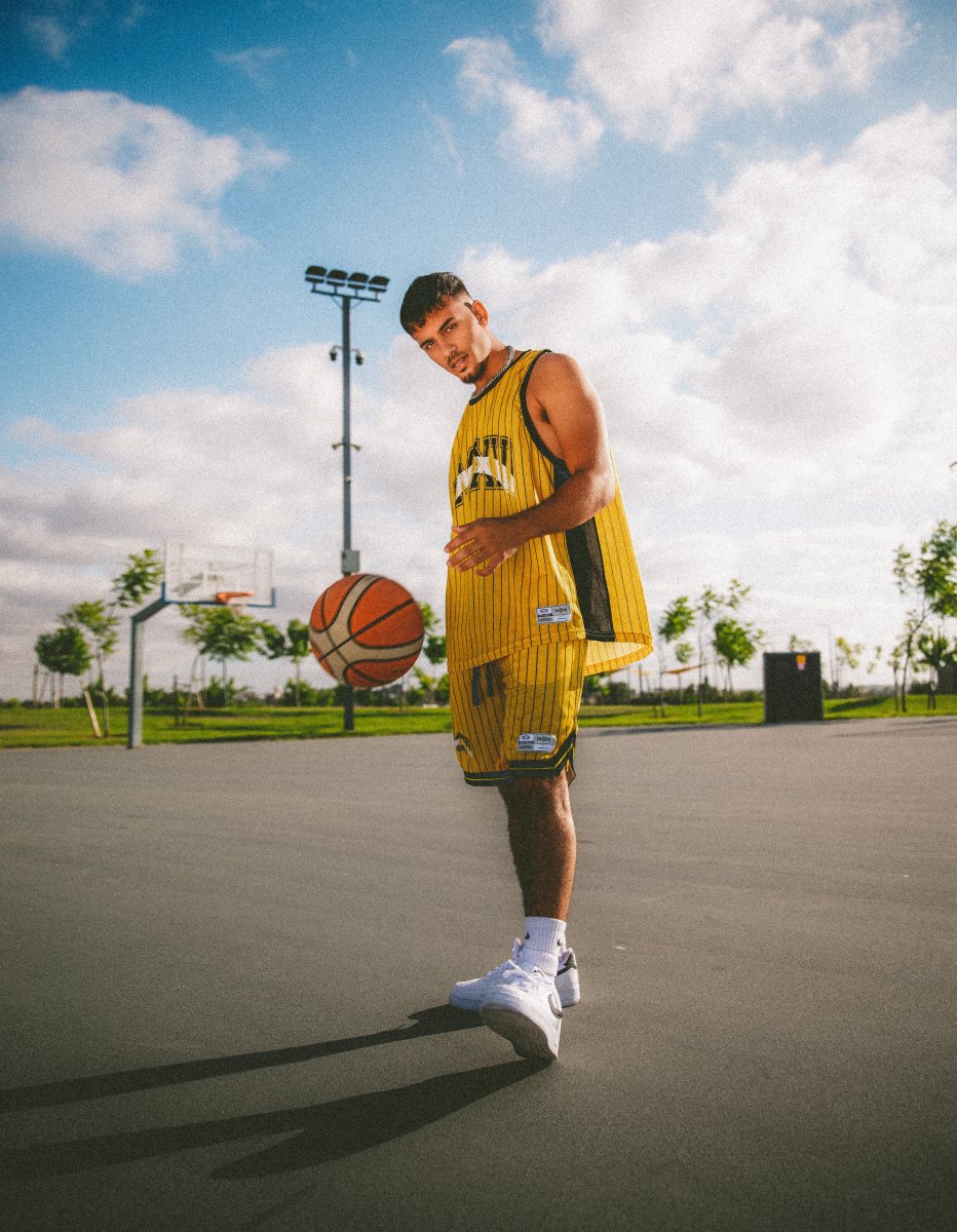 רועי אדרי כובש את הבמות. קרדיט: מקס פבזנר