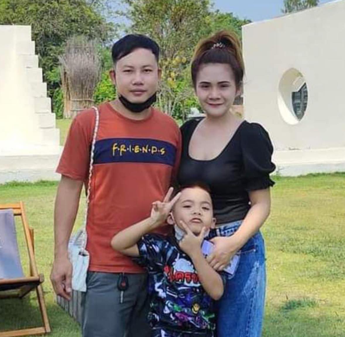 פינטה ז״ל ומשפחתו. קרדיט: צילום פרטי