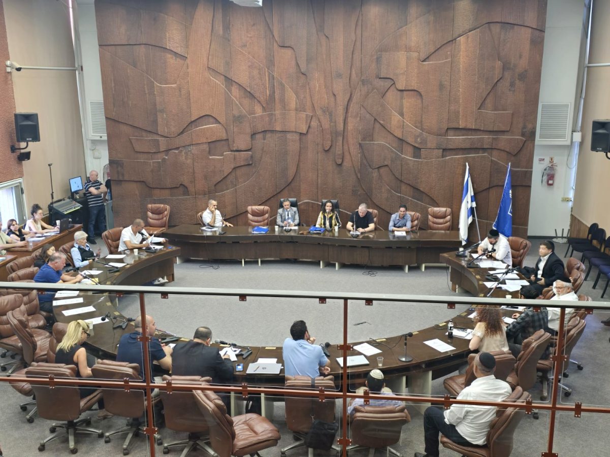 ישיבת המועצה, הערב. קרדיט - עיריית באר שבע