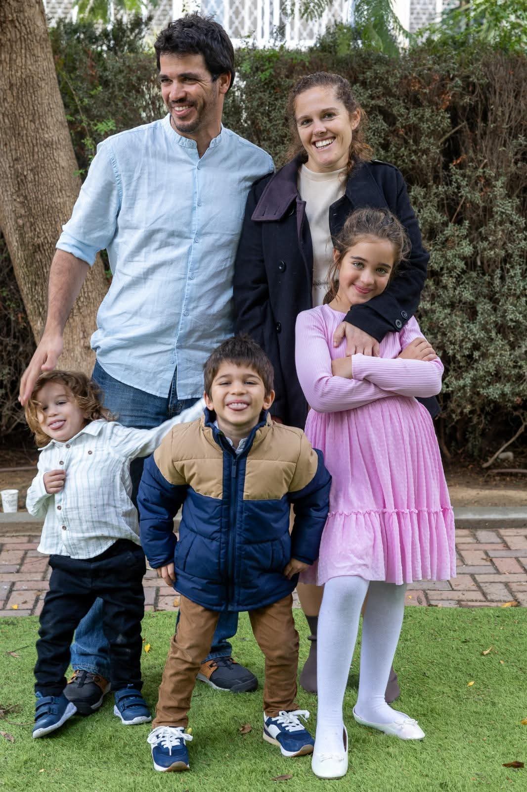 משפחת פוירשטיין הס. צילום: משפחתי 