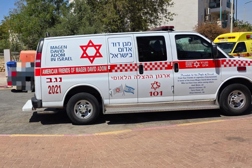 ניידת מד"א. קרדיט: מד"א