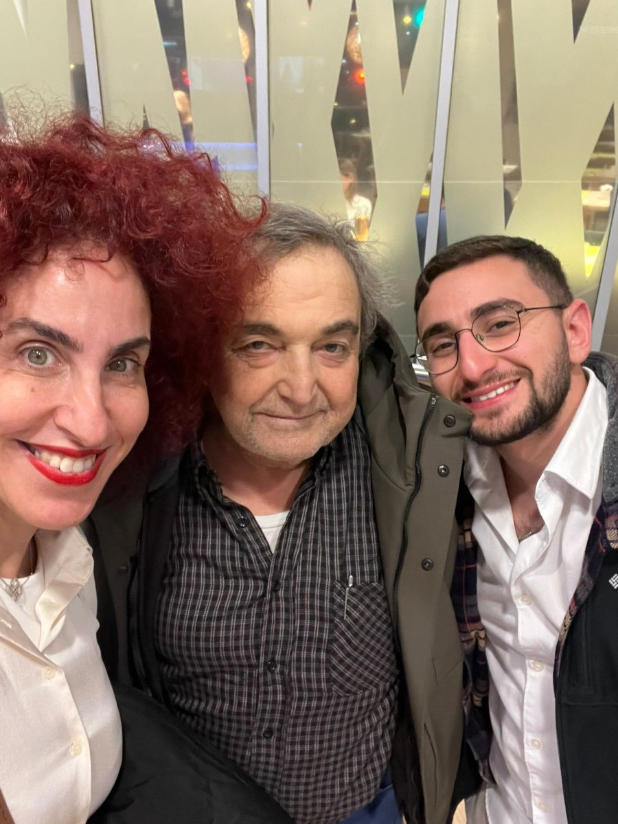 מיכל בנבנישתי עם צוות ההורים במסע לפולין