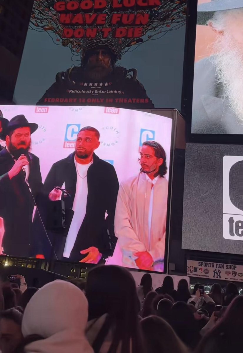 שגב כלפון בטיים סקוואר בניו יורק. צילום: מתוך אינסטגרם