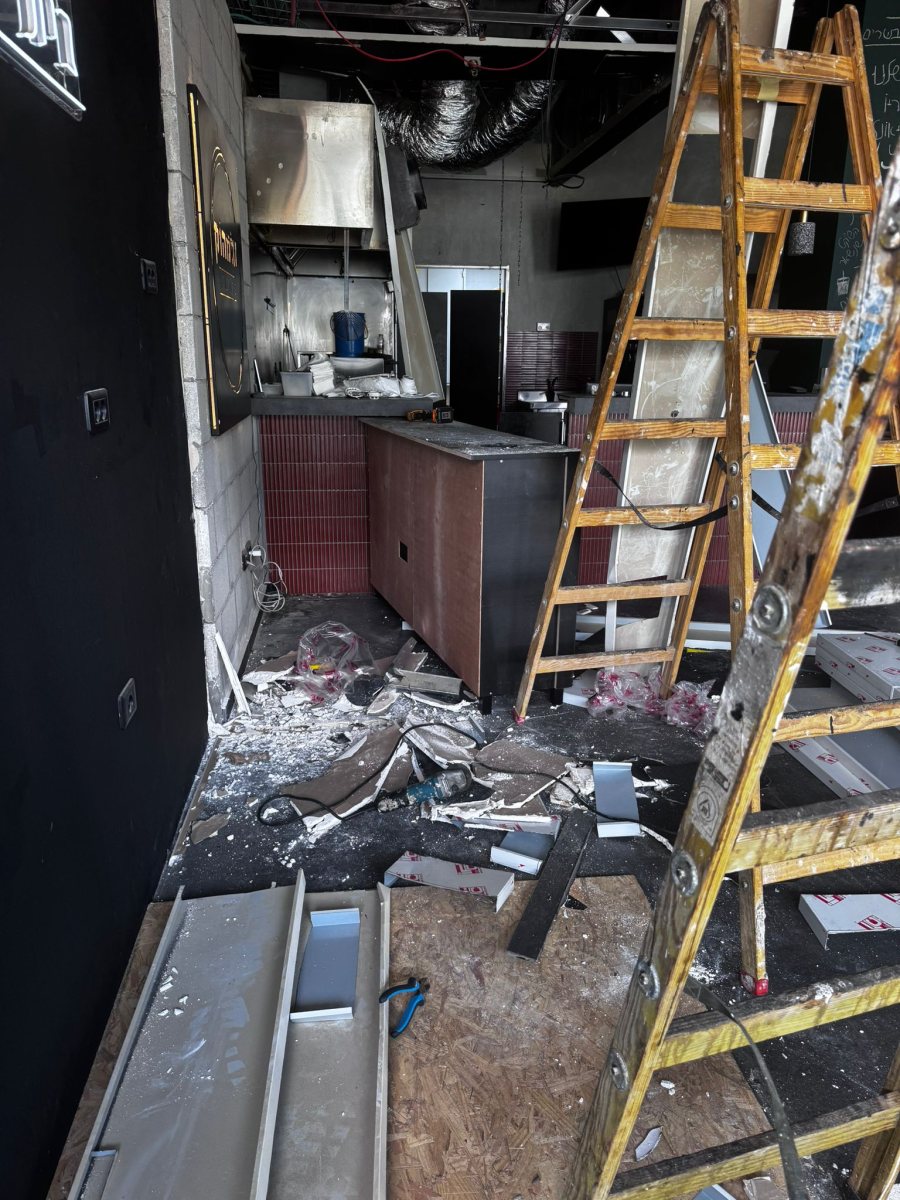 מסעדת טומהוק לאחר נפילת הטיל