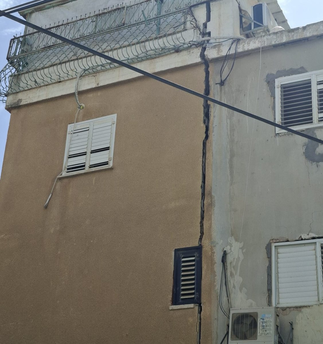 הבניין המתפורר. קרדיט: צילום פרטי