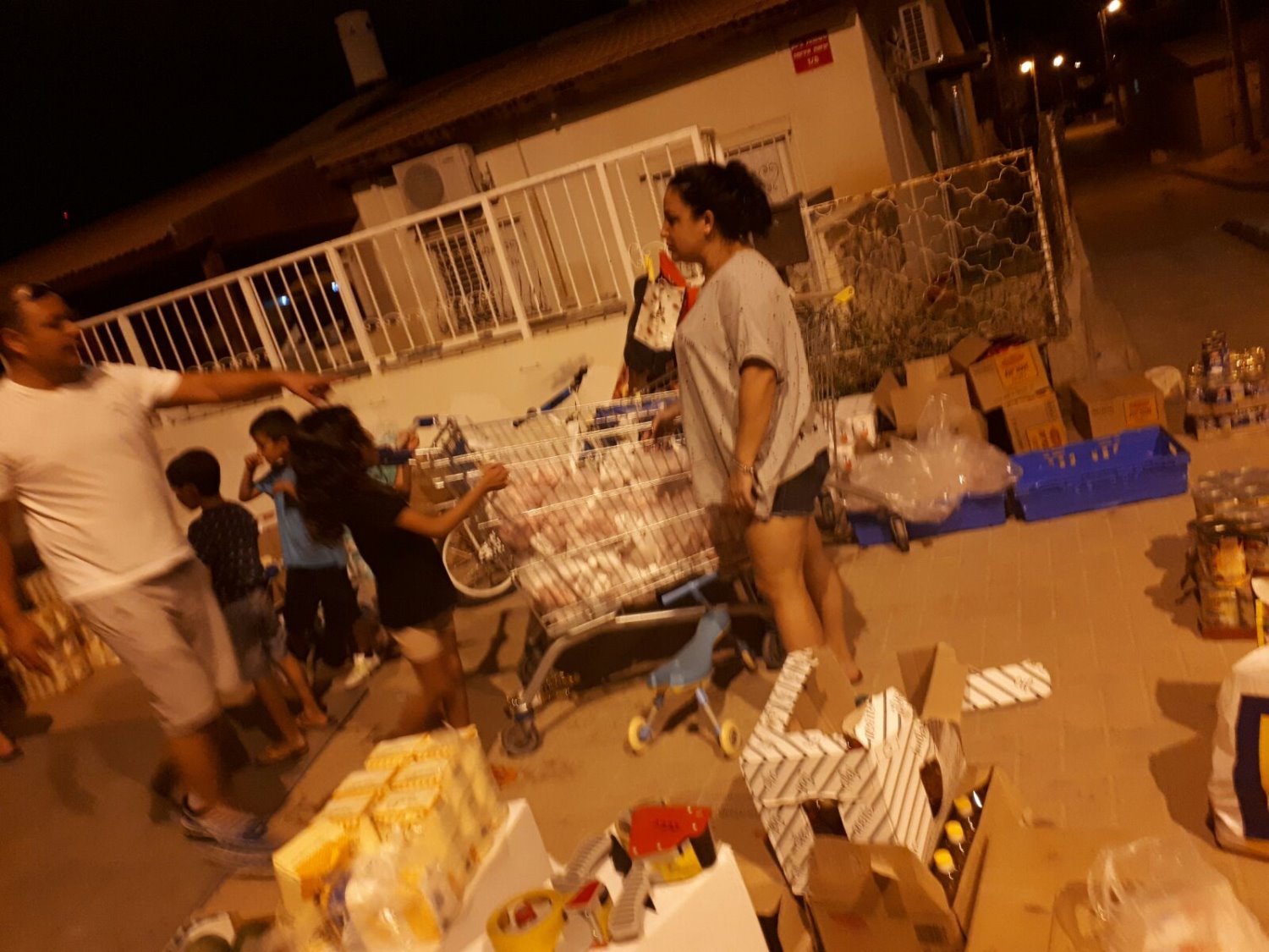 העזרה לזולת היא מסביב לשעון. צילום באדיבות אלינור רווח-אזולאי