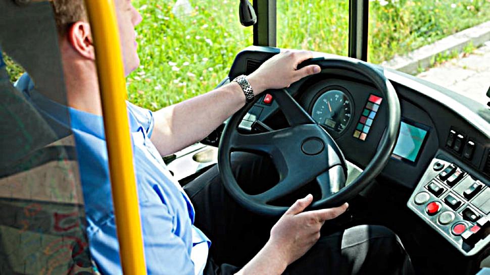 "נהגי אוטובוס הם גם בני אדם" (צילום: שאטרסטוק)